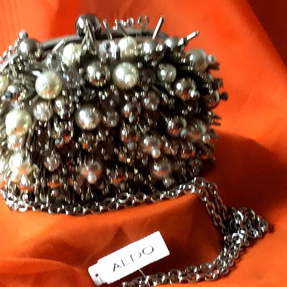 ALDO LISTOLADE CLUTCH - Picture 16 of 16